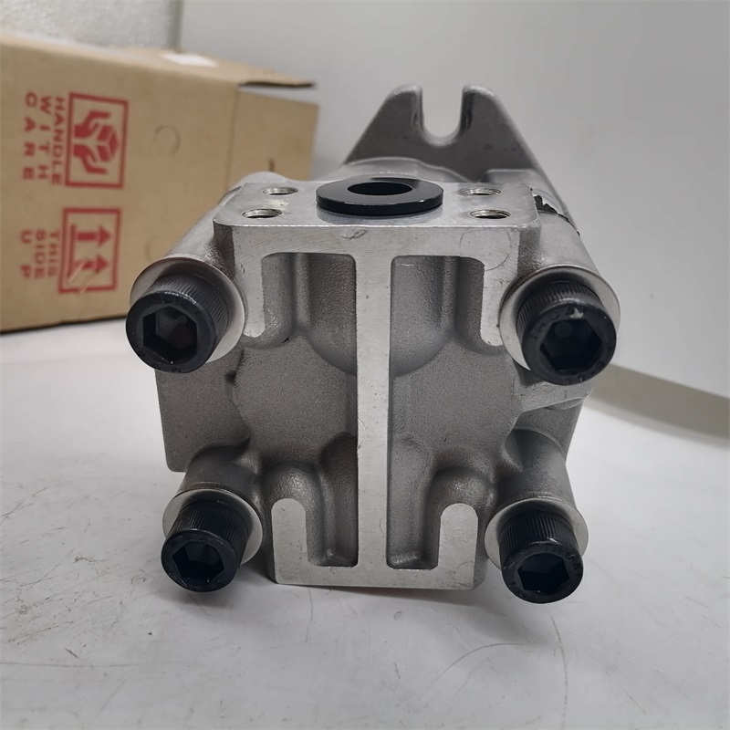 705-41-01320 Hydraulic Gear Pump Compatible with Komatsu Bulldozer D60P-12 D65P-12 D85ESS-2A
