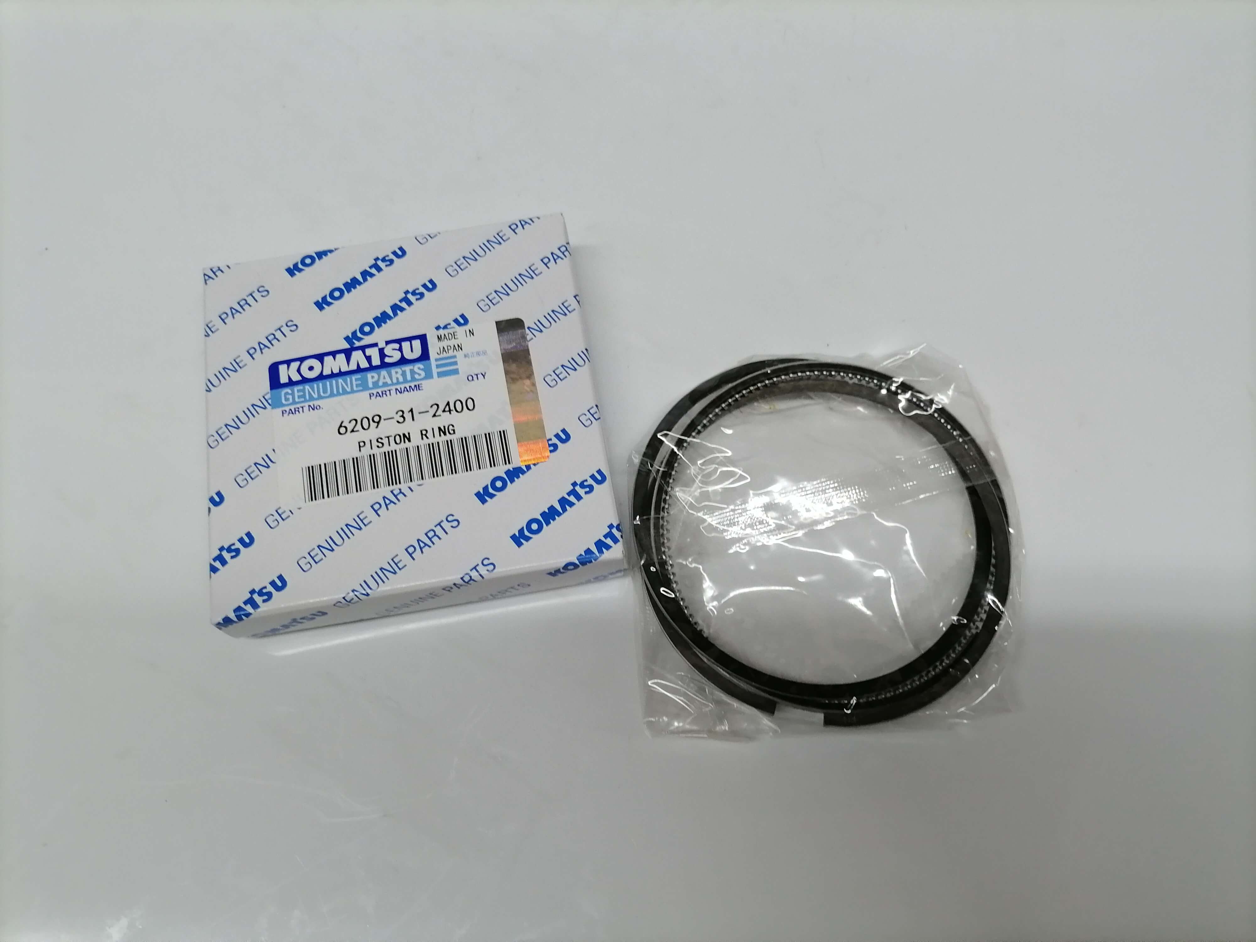 6209-31-2400 Piston Rings Suitable for Komatsu PC200-6 Engine SA6D95-6
