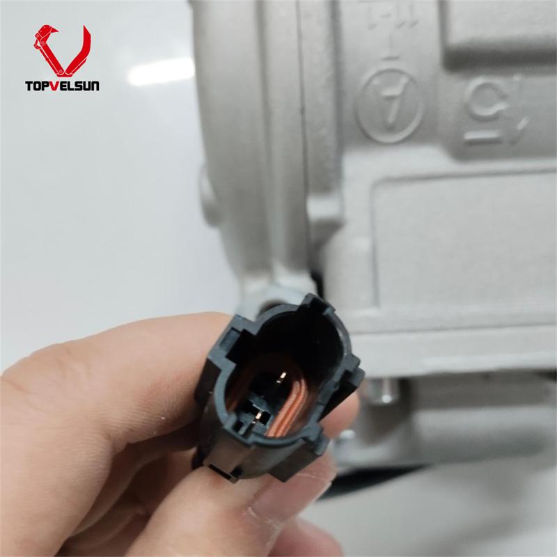 2208-6013B air conditioning compressor refrigerant port view